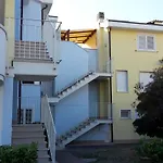 Manuela Aparthotel Vada
