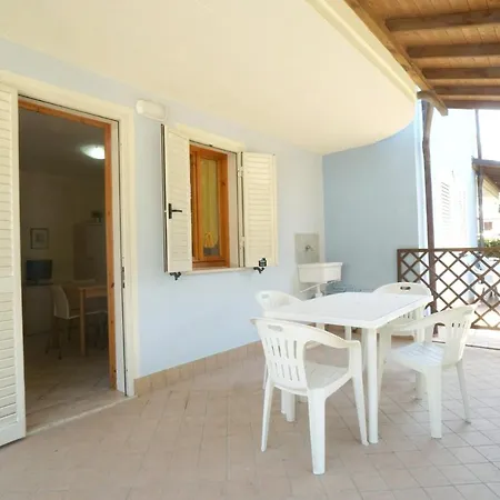 Aparthotel Manuela *
