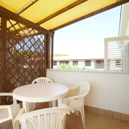 Manuela Aparthotel *