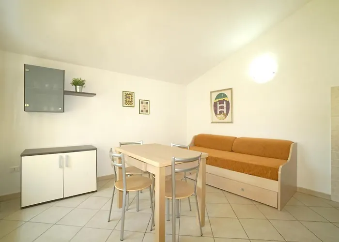 Aparthotel Manuela 3*