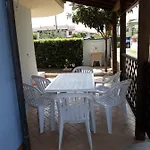Manuela 3* Vada