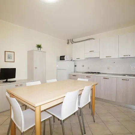 Manuela Aparthotel 3*